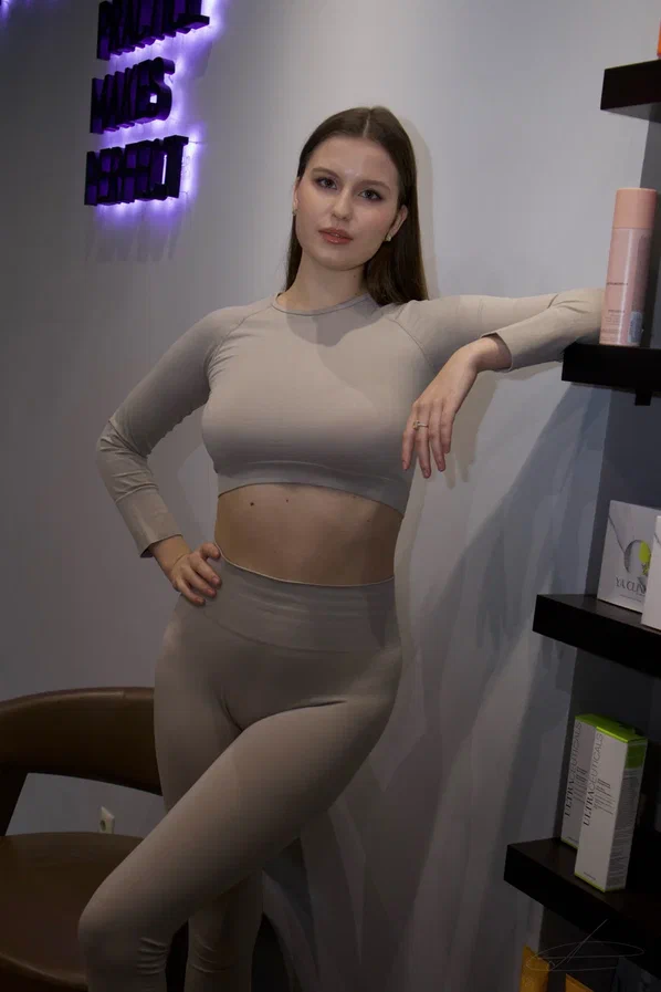 Анастасия Феник